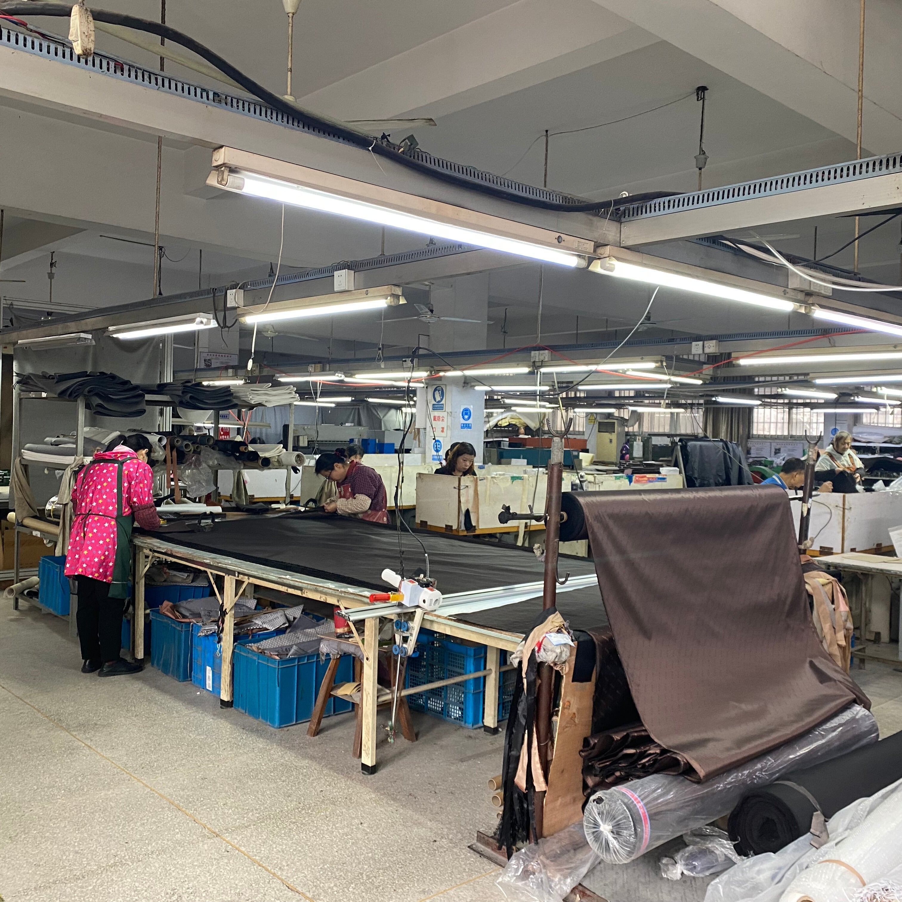 MiamiLeathers.com Miami Leathers: Premium Wholesale Handbags & Custom Manufacturing