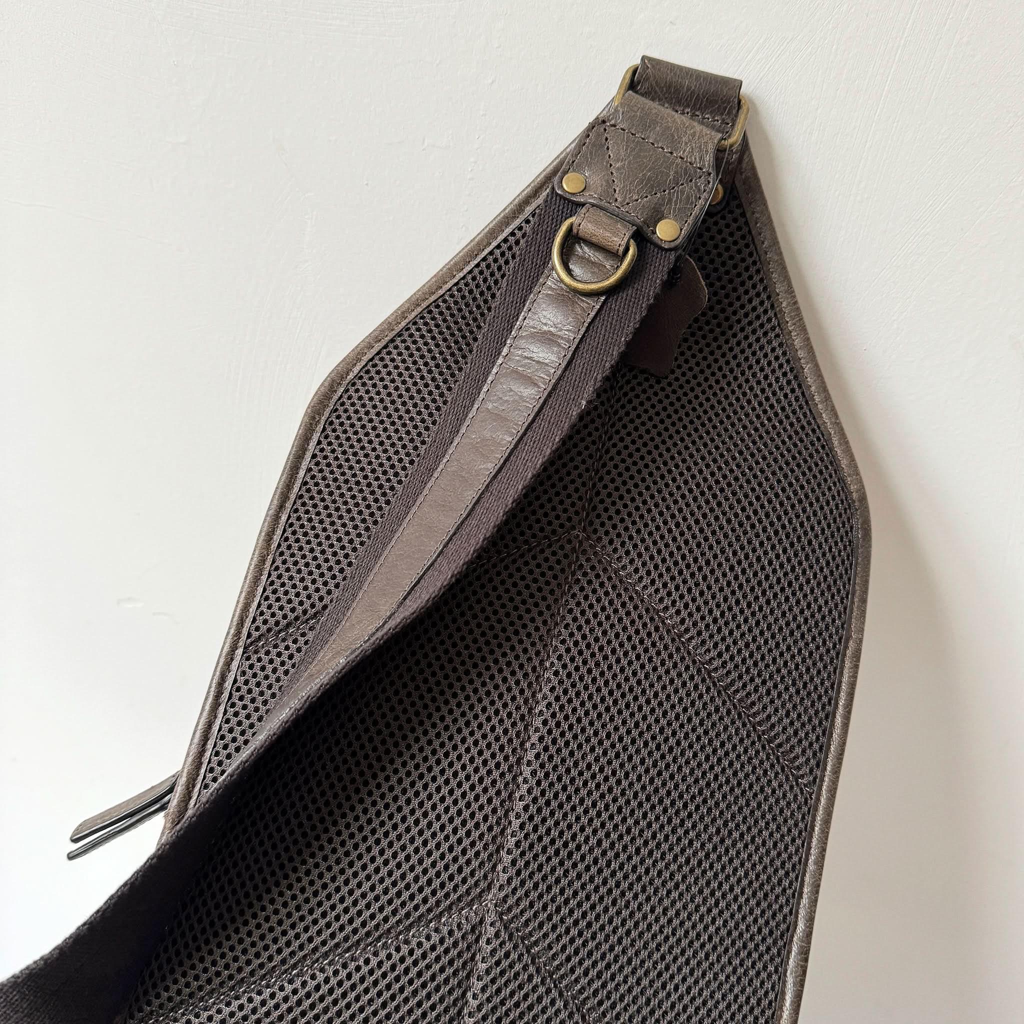 Full-Grain Crazy Horse Leather Sling Bag – Rugged Style, Two-Way Carry - MiamiLeathers.com
