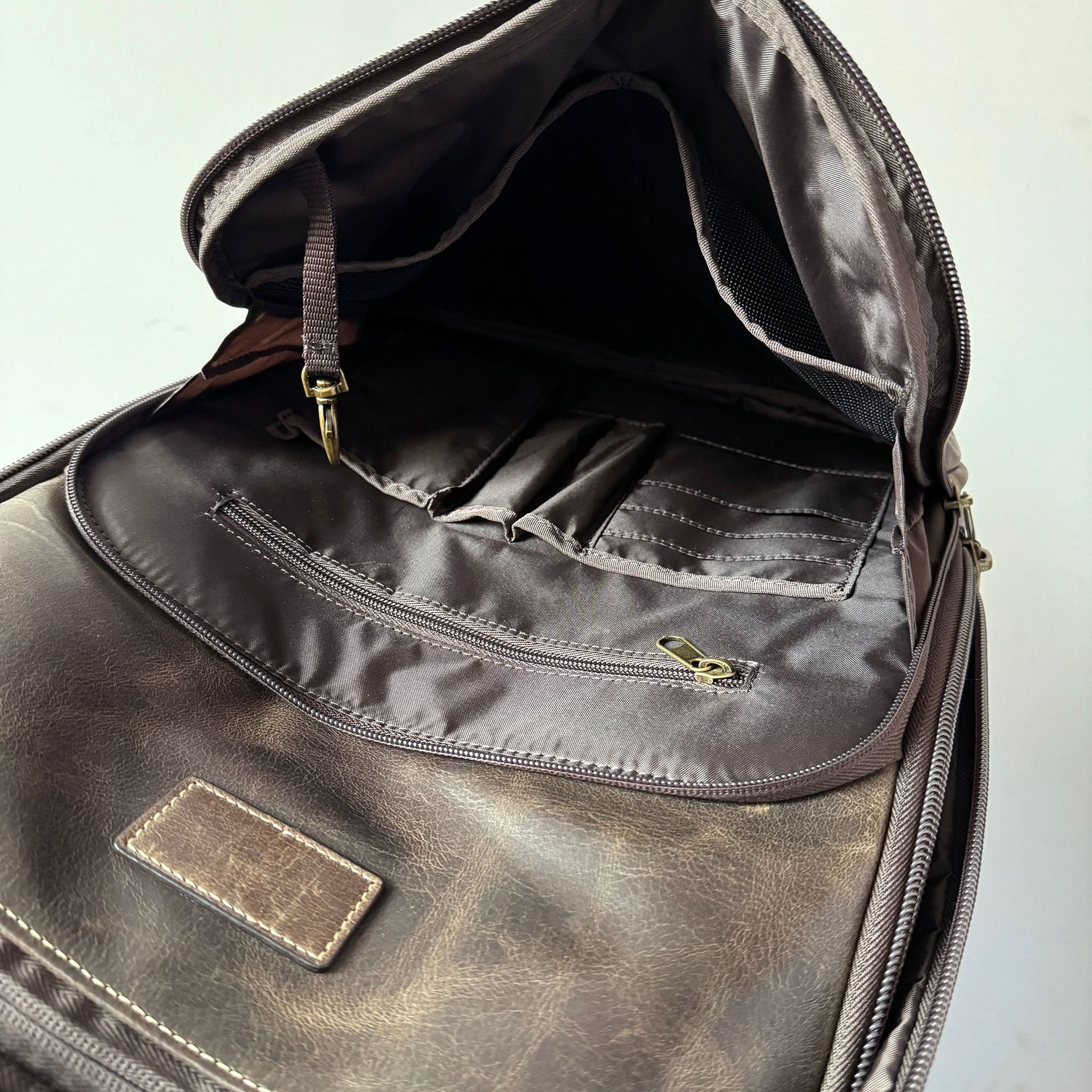 Leather Backpacks: The Crazy Horse Full Grain Mens Leather Backpack, Mens leather backpacks