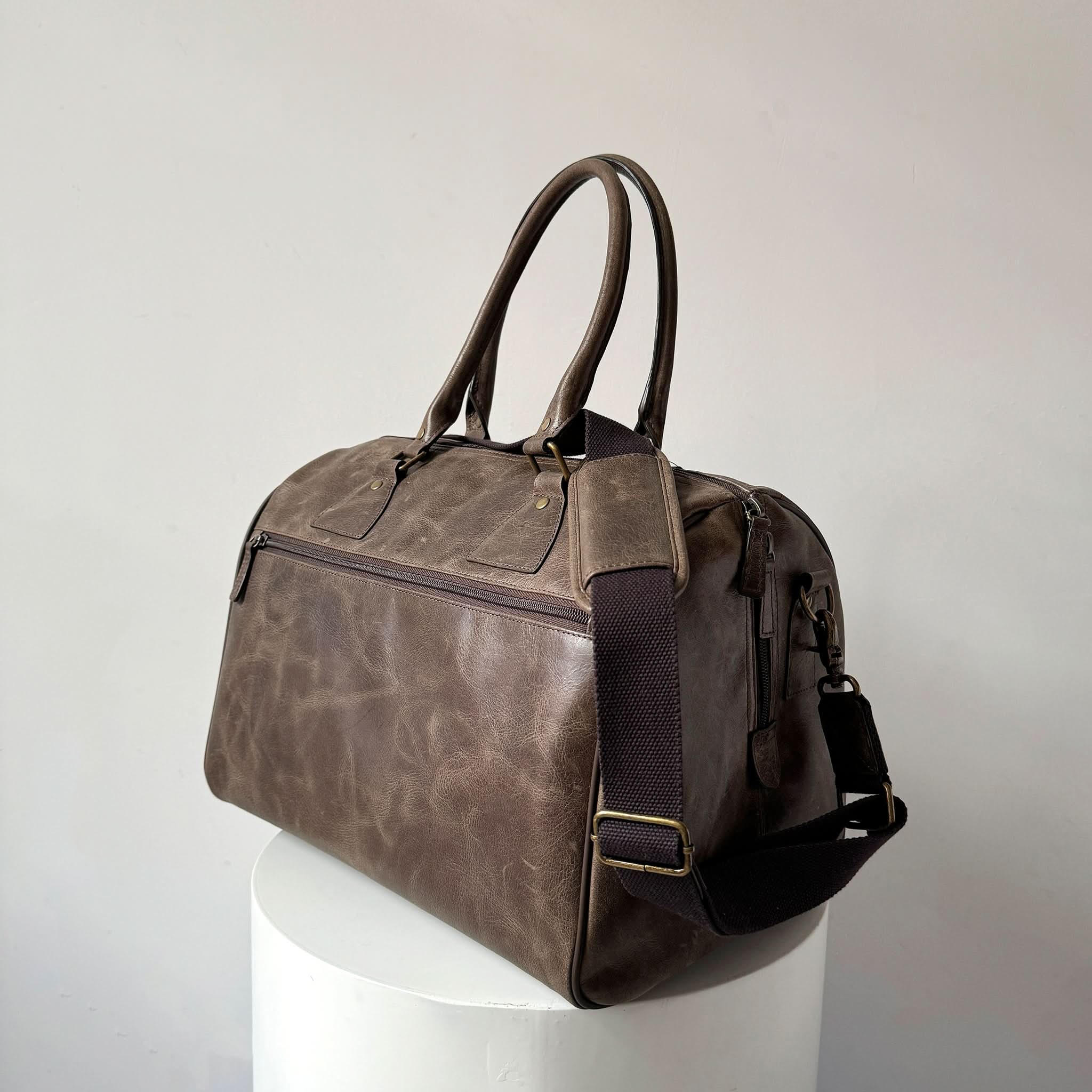 leather bags, leather duffle bag, leather handbags, leather shoulder bag, genuine leather handbags, leather handbags on sale