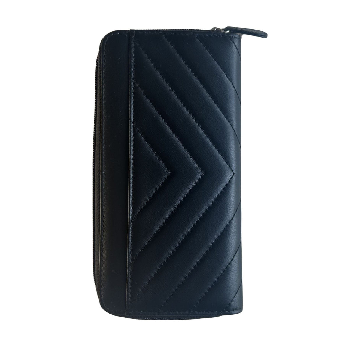 The back view of the lambskin wallet